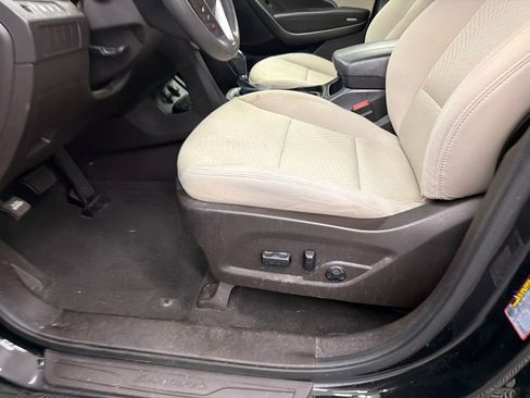 Used 2018 Hyundai Santa Fe Sport w/ 2.4L Value Package 02 image 10