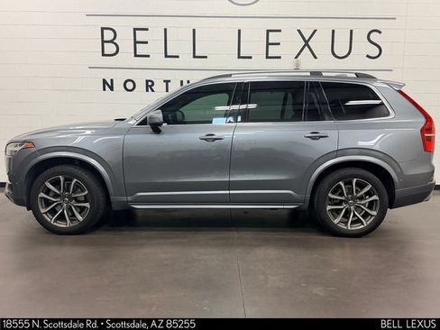 Used 2018 Volvo XC90 T6 Momentum w/ Convenience Package AWD/4WD image 8