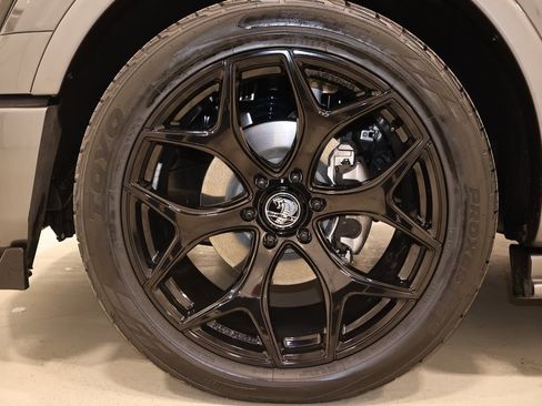 Used 2025 Ford F150 Lariat w/ Equipment Group 502A High image 44