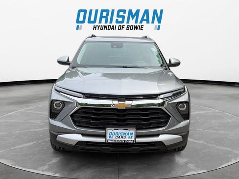 Used 2026 Chevrolet TrailBlazer LT w/ Convenience Package AWD/4WD image 8