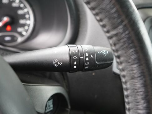 Used 2020 Jeep Renegade Limited AWD/4WD image 17