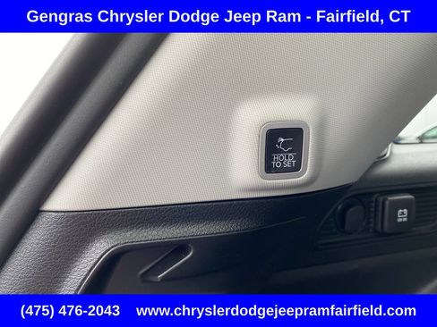 Used 2023 Jeep Grand Cherokee Limited w/ Trailer Tow Prep Group (B) AWD/4WD image 35
