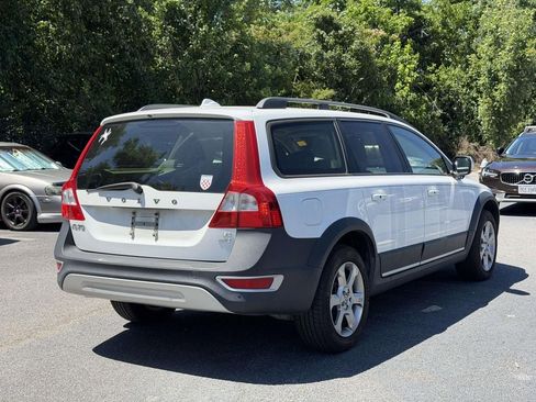 Used 2008 Volvo XC70 3.2 AWD/4WD image 2