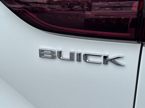 Used 2025 Buick Envision Preferred image 12