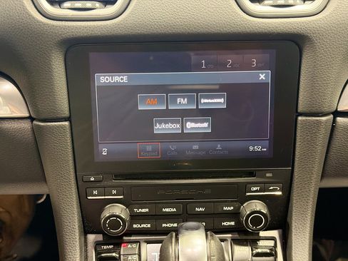 Certified 2019 Porsche 718 Cayman S RWD image 28