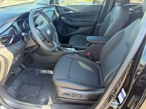 Used 2023 Buick Encore GX Select w/ Sport Touring Package FWD image 11