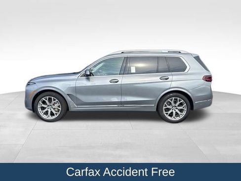 Used 2023 BMW X7 xDrive40i w/ Premium Package AWD/4WD image 3