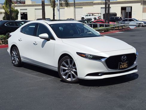 Used 2019 MAZDA MAZDA3 AWD Sedan w/ Preferred Package image 2