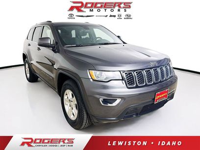 Used 2017 Jeep Grand Cherokee Laredo w/ Quick Order Package 23E
