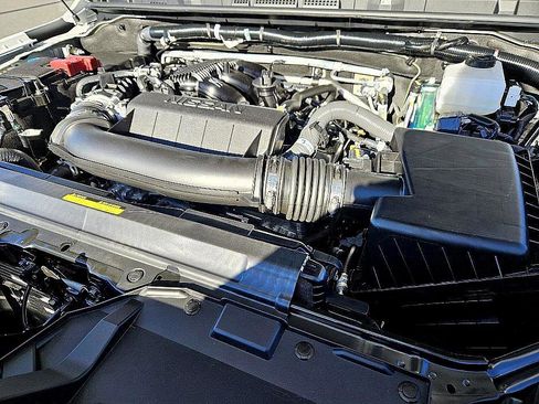 New 2026 Nissan Frontier S image 16