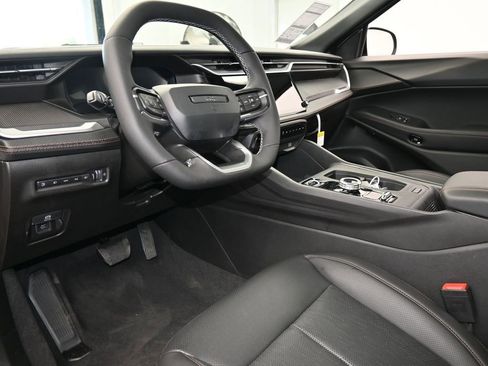 New 2026 Jeep Cherokee Overland image 13