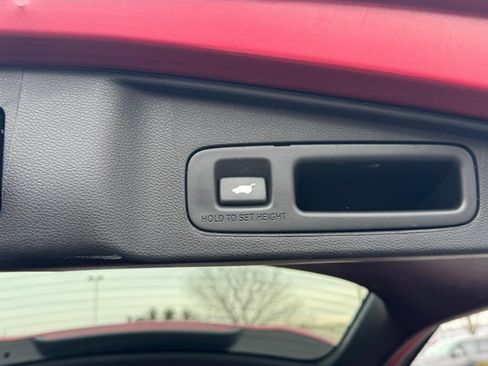 Used 2022 Honda CR-V Touring image 5