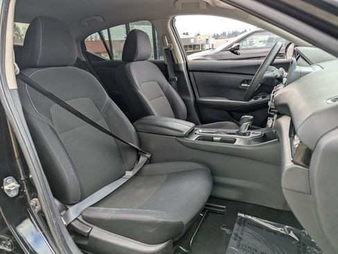 Used 2020 Nissan Sentra S image 31