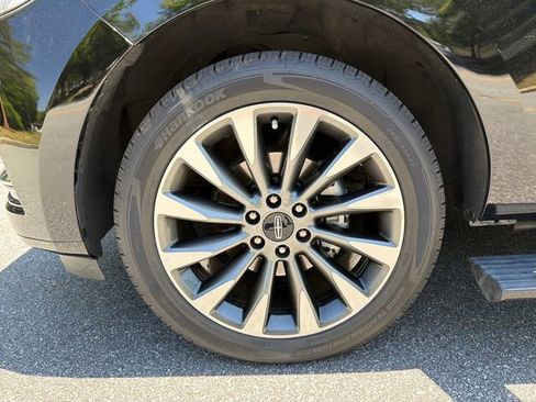 Used 2019 Lincoln Navigator Select w/ Cargo Package RWD image 13