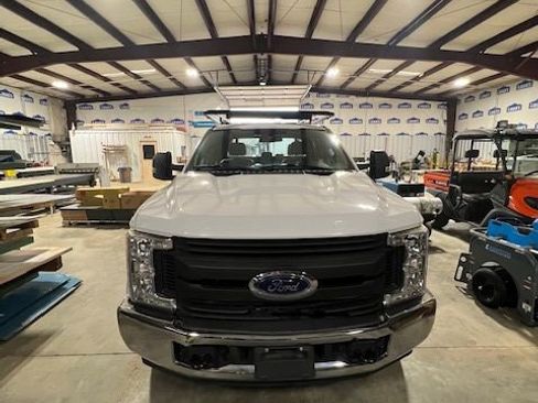 Used 2018 Ford F250 XL w/ Power Equipment Group image 2