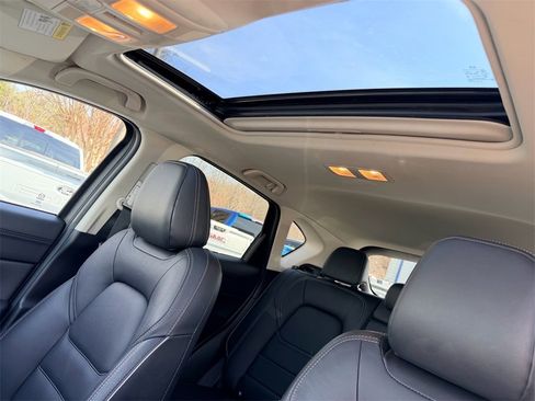 Used 2024 MAZDA CX-5 AWD 2.5 S w/ Preferred Package image 17