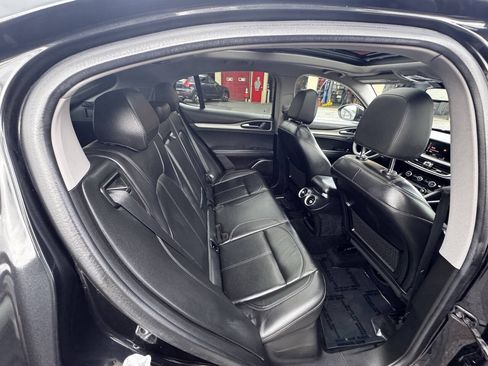 Used 2019 Alfa Romeo Stelvio Sport w/ Quick Order Package 22J Sport AWD/4WD image 19