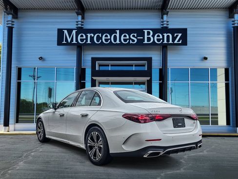 New 2026 Mercedes-Benz E 350 4MATIC Sedan image 4