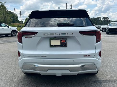 New 2026 GMC Terrain Denali w/ LPO, Floor Liner Package AWD/4WD image 7