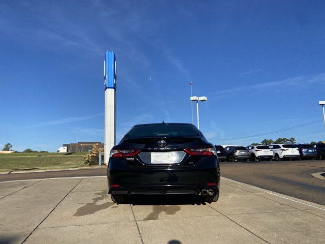 Used 2024 Toyota Camry SE FWD image 6