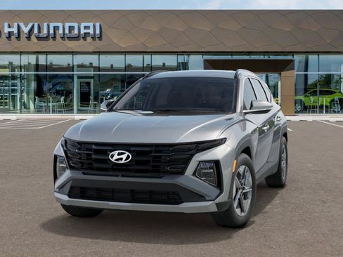 Used 2025 Hyundai Tucson SEL FWD image 7