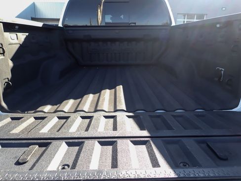 Used 2023 GMC Canyon Denali image 19