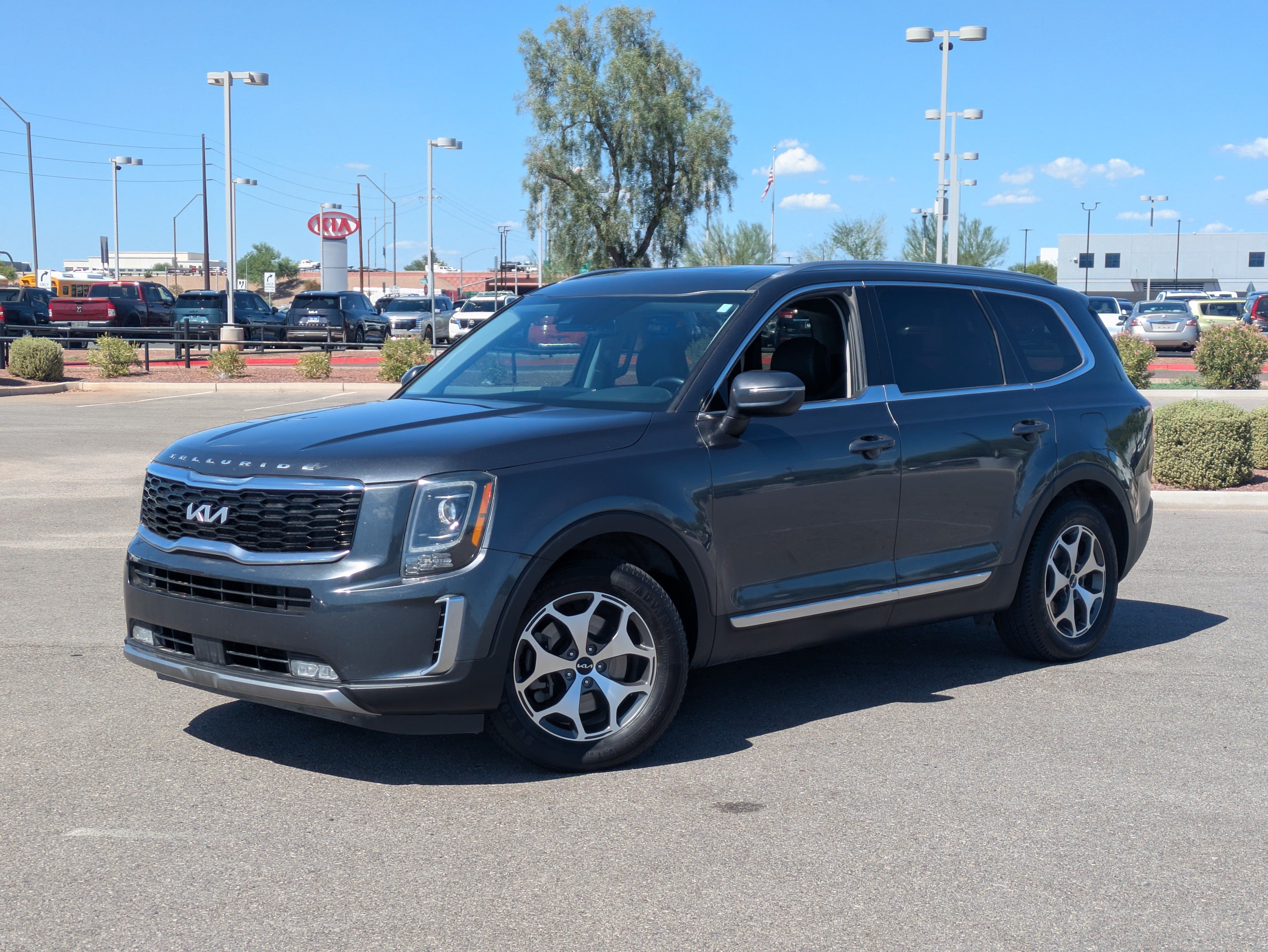 Used 2022 Kia Telluride EX w/ Towing Package FWD image 33