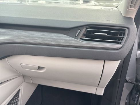 Used 2023 Ford Escape Platinum w/ Premium Technology Package image 38