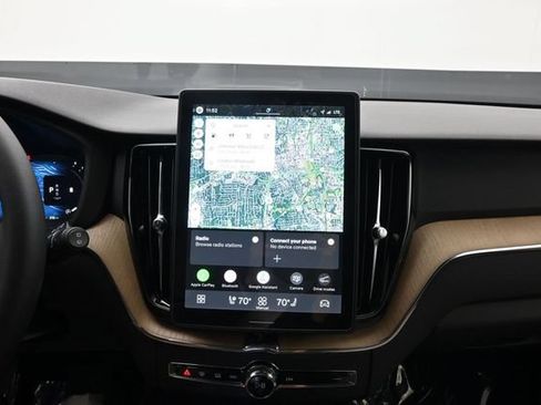 New 2026 Volvo XC60 B5 Plus w/ Climate Package AWD/4WD image 13