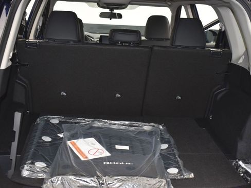 New 2026 Nissan Rogue SV w/ SV Premium Package image 21