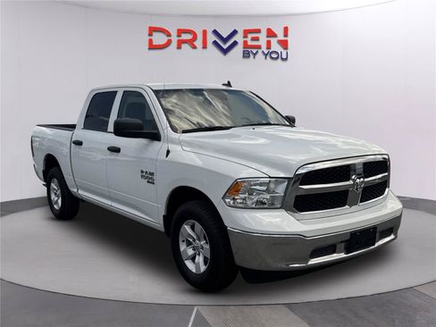 Used 2023 RAM 1500 Classic SLT w/ Electronics Group AWD/4WD image 2