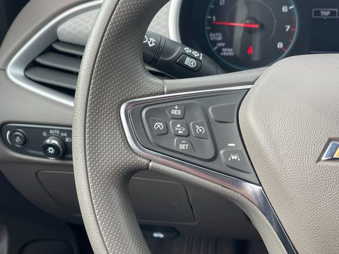 Used 2025 Chevrolet Malibu LT image 25