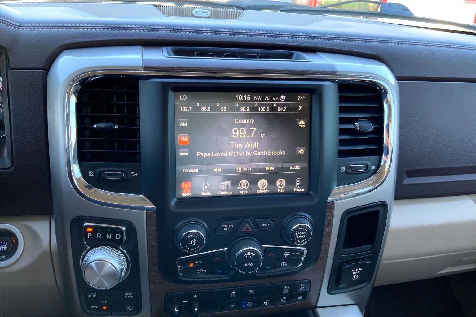 Used 2017 RAM 1500 Laramie w/ Convenience Group AWD/4WD image 33