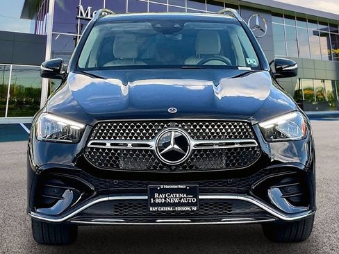 Used 2026 Mercedes-Benz GLE 450 4MATIC image 3