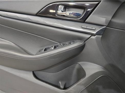 Used 2020 Nissan Maxima Platinum w/ Sport Mat Group image 29