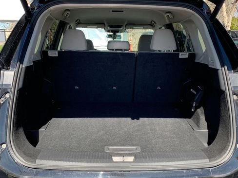 Used 2025 Nissan Rogue SV image 33