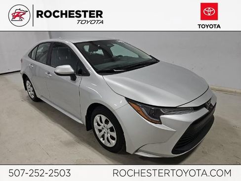 Used 2024 Toyota Corolla LE FWD image 1