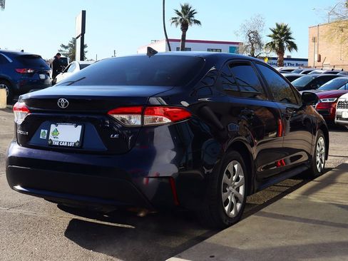 Used 2022 Toyota Corolla LE image 13