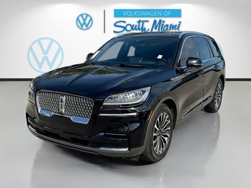 Used 2023 Lincoln Aviator Reserve w/ Equipment Group 201A image 3