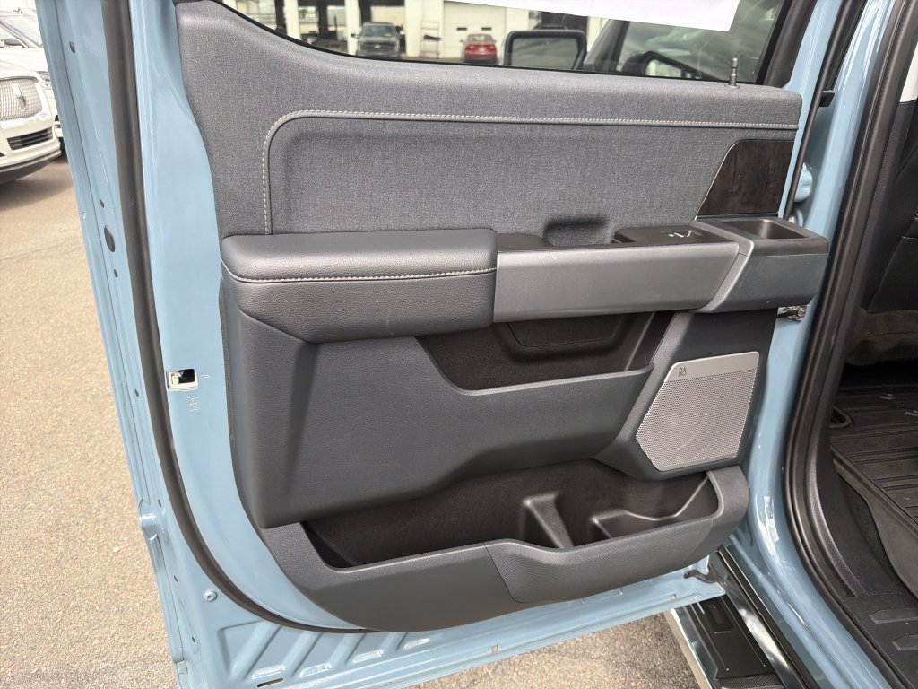Used 2023 Ford F150 Lariat AWD/4WD image 12