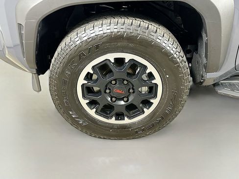 Used 2026 Toyota 4Runner TRD Off-Road AWD/4WD image 8