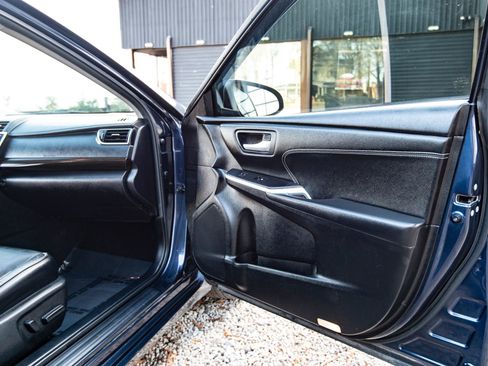 Used 2015 Toyota Camry XLE image 30