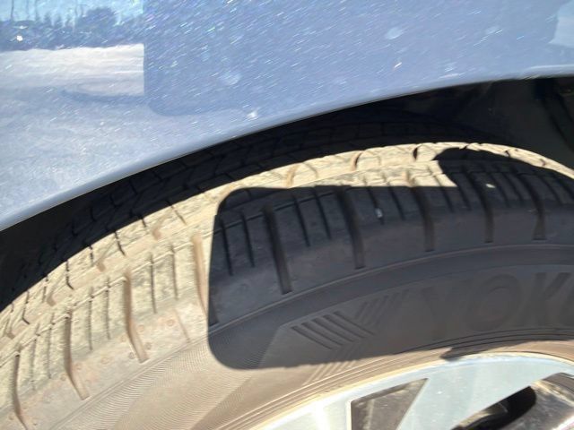 Used 2025 Subaru Legacy Premium AWD/4WD image 11