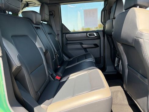 Used 2025 Ford Bronco Outer Banks image 35