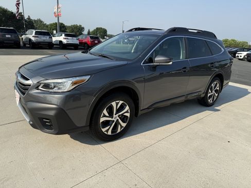 Used 2020 Subaru Outback Limited XT w/ Popular Package #2 AWD/4WD image 4