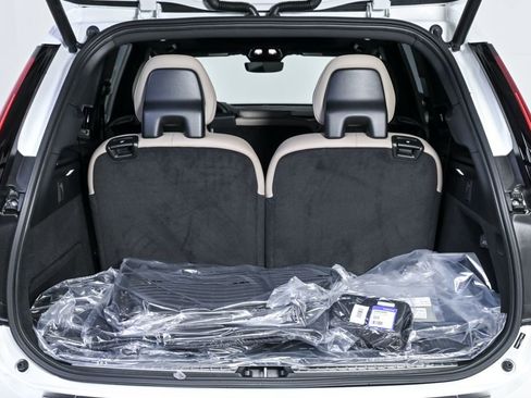 New 2026 Volvo XC90 T8 Ultra w/ Protection Package Premier AWD/4WD image 32