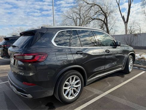 Used 2022 BMW X5 xDrive40i w/ Premium Package image 5
