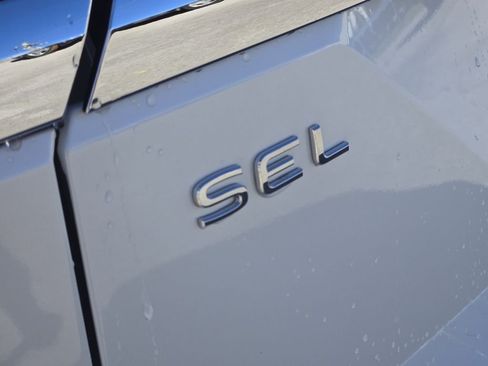 New 2026 Volkswagen Atlas SEL AWD/4WD image 8
