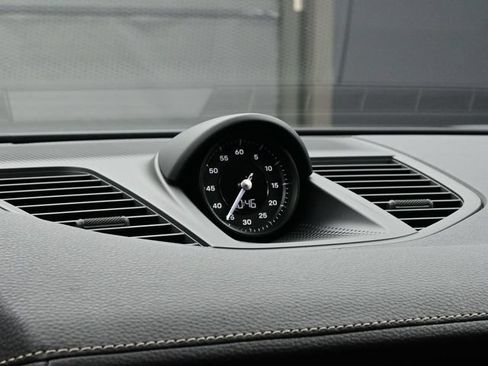 Certified 2025 Porsche Panamera 4 AWD/4WD image 12