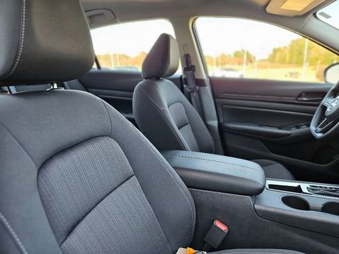 Certified 2025 Nissan Altima 2.5 S image 14